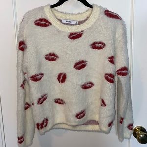 JustFab soft sweater with red lips